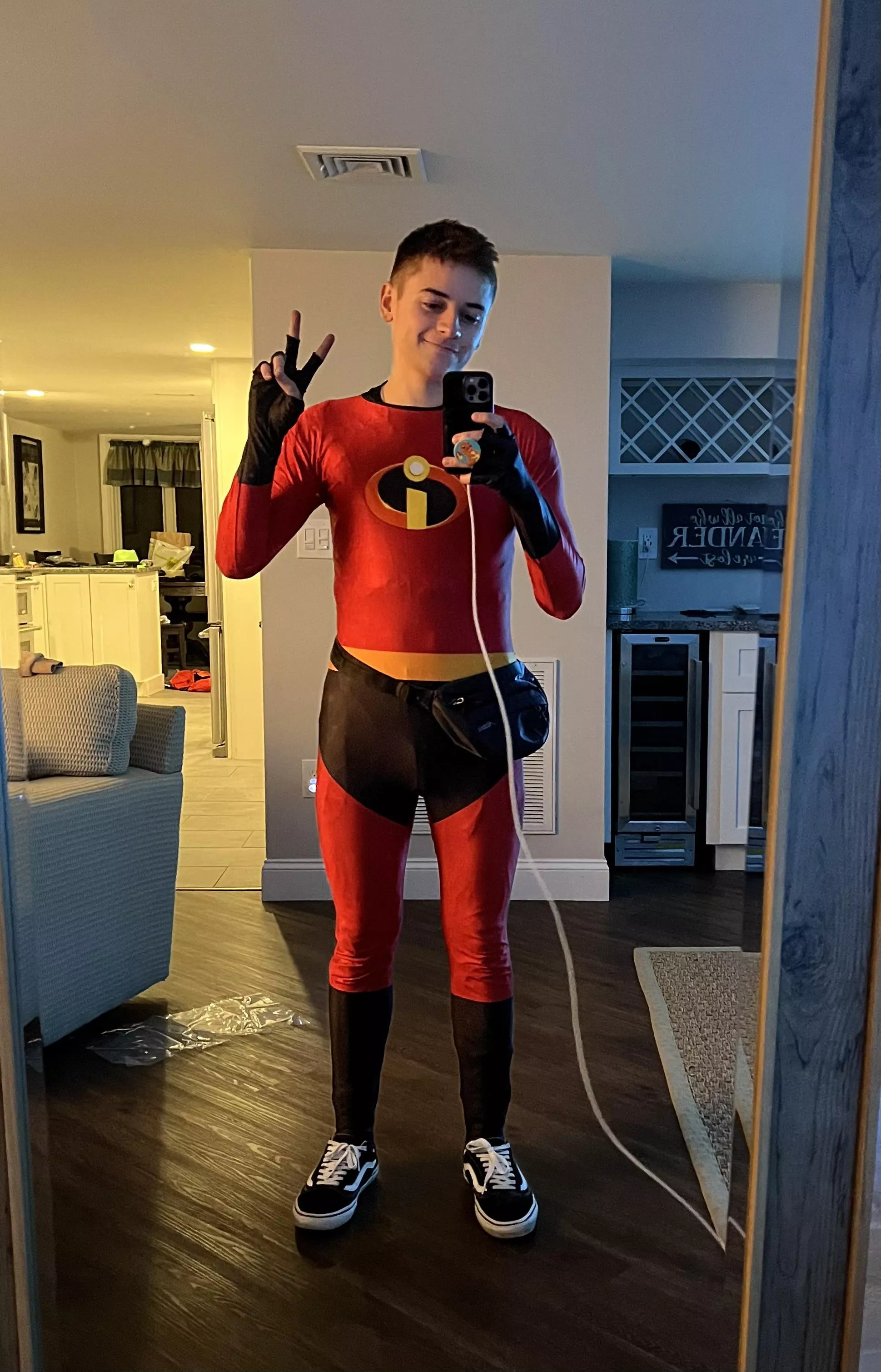 rate my halloween costume: 😅 basic or cute?