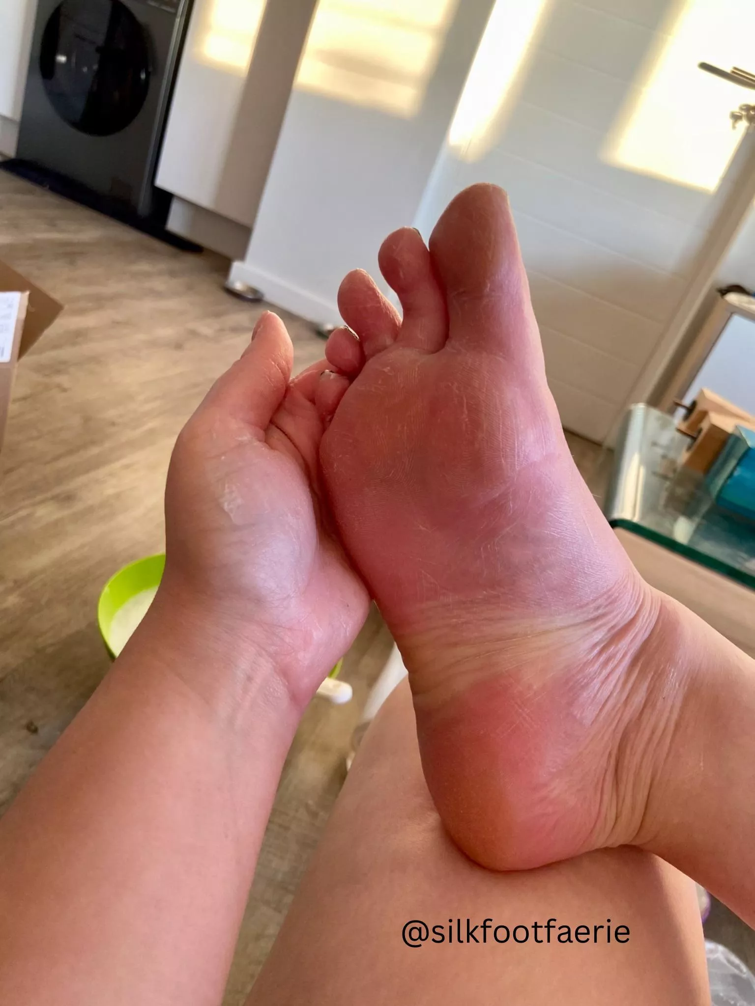 Rubbing in a little 🧴