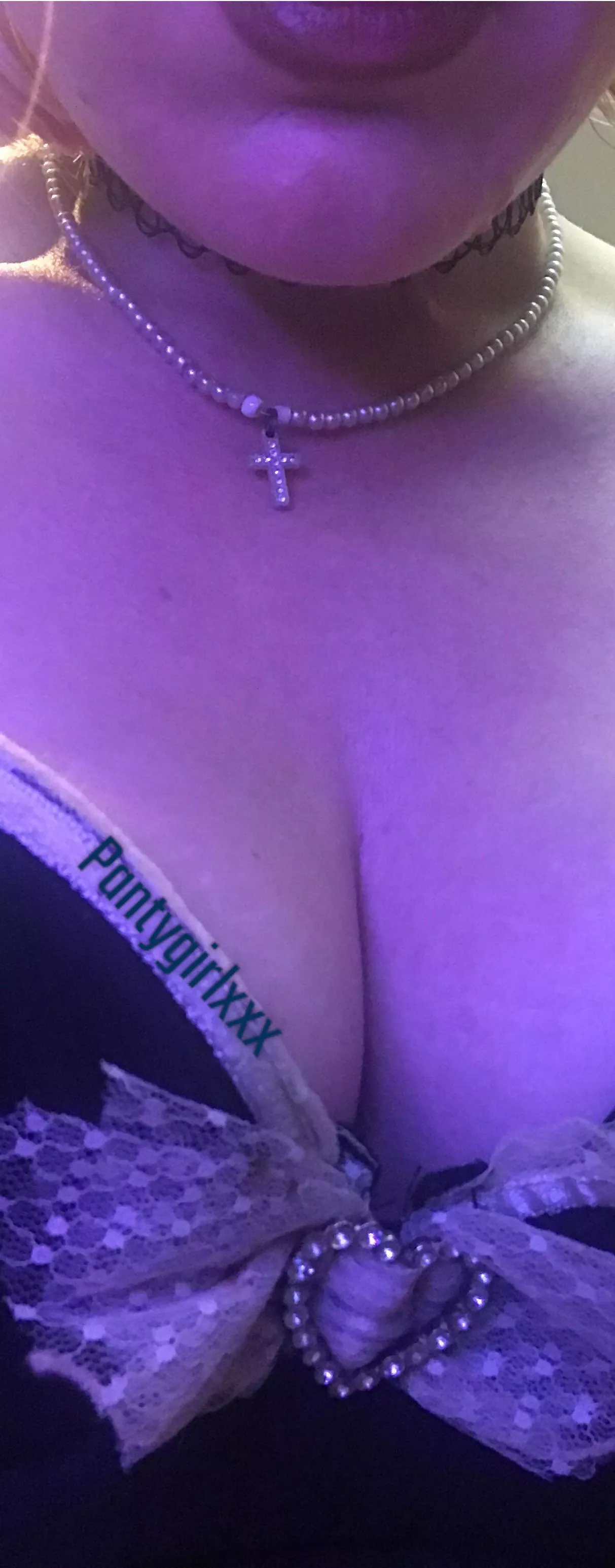 [SELLING] Sext sessions, video call shows, cock rates, DOM/SUB, roleplay, daddy rp, audio, custom&pre-made movies solo/partner, GFE, and please, Kik/Skype/Telegram Kik @ babycakespanty —also can Snapchat —now accepting Apple Pay