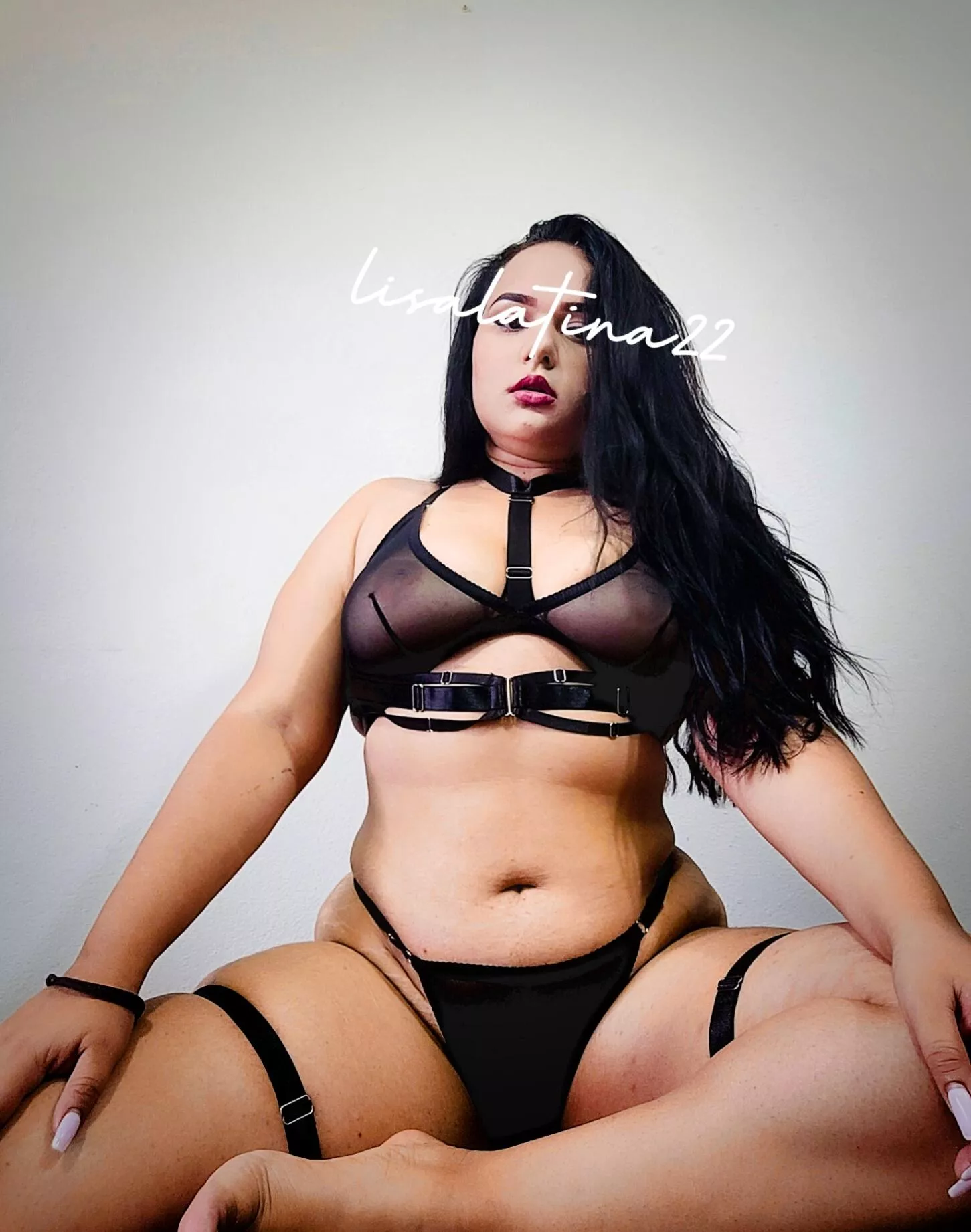 [Selling](25) years old (Latina lady) (SELL custom pics and vids, private cam and sex tapes, sexting or GFE and GOOGLE DRIVE) [KIK ]📱 lisalatina22 [SNAP]📱 misslisal22