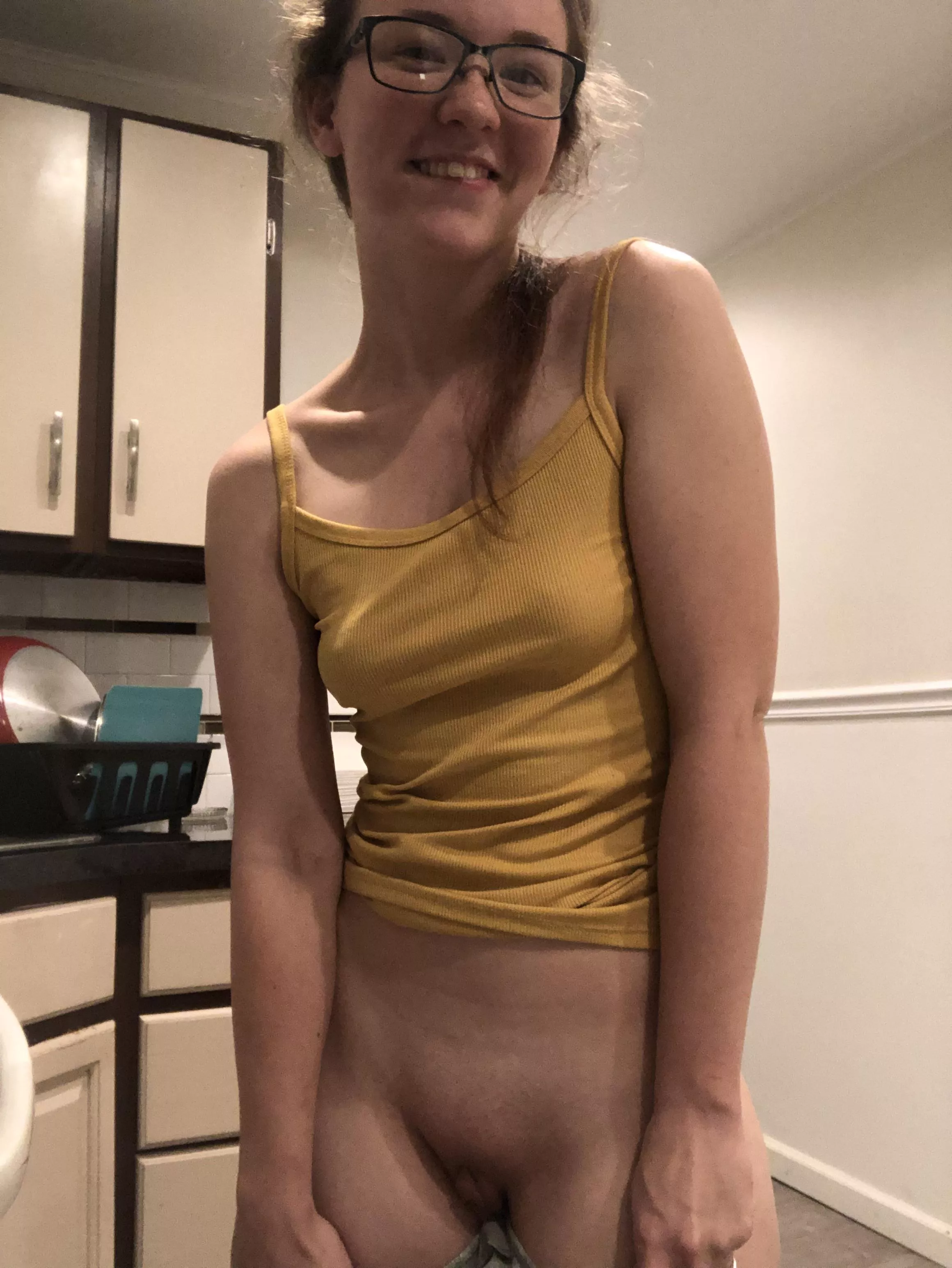 Some pussy with a smile😁😈