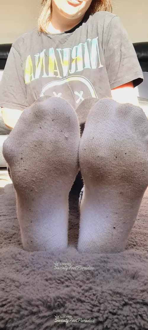 Stinky, sweaty socks worn for 2 weeks 🔥🥵 (Selling)