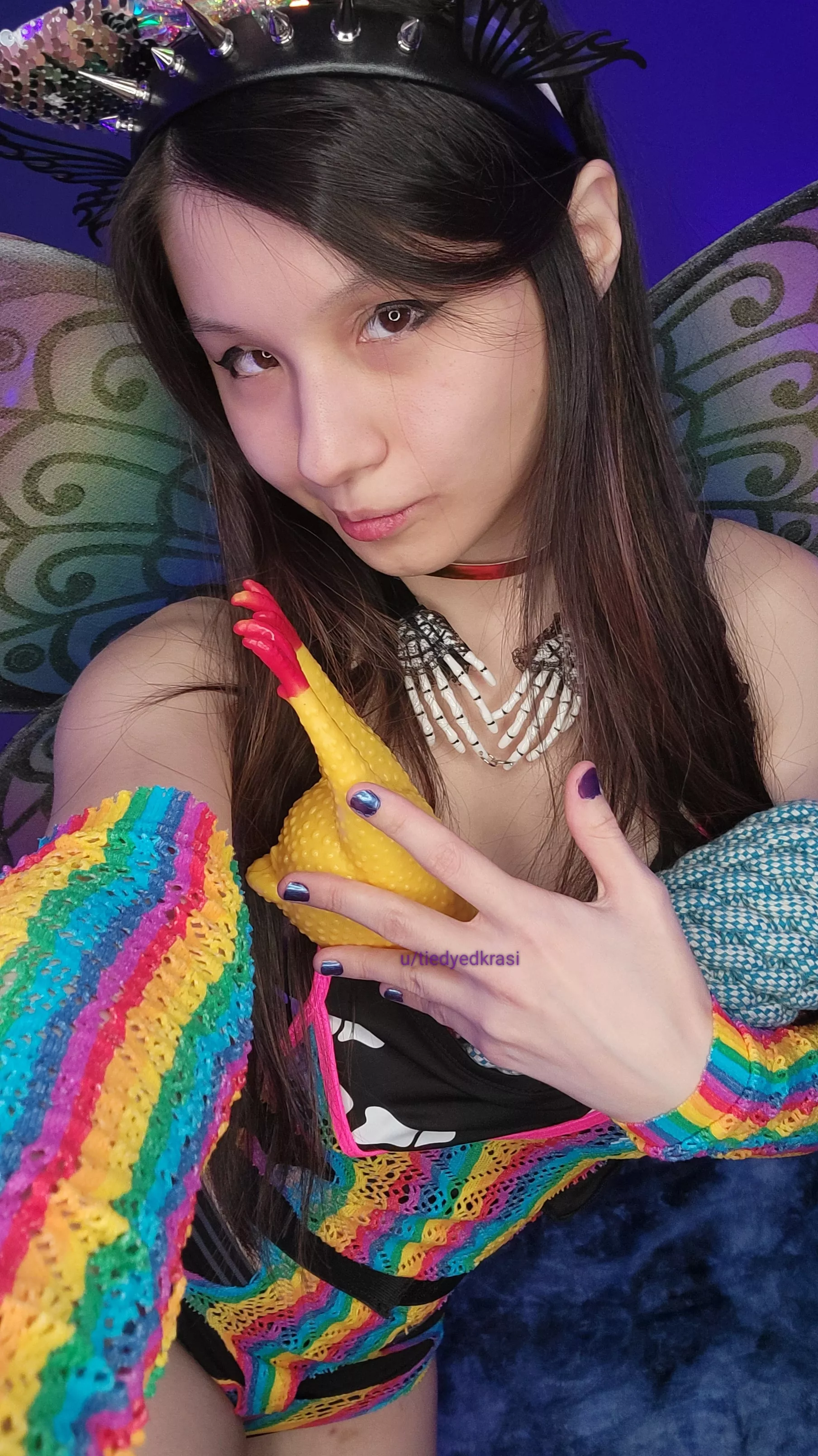 thank the galaxy for giving me a pretty petite body