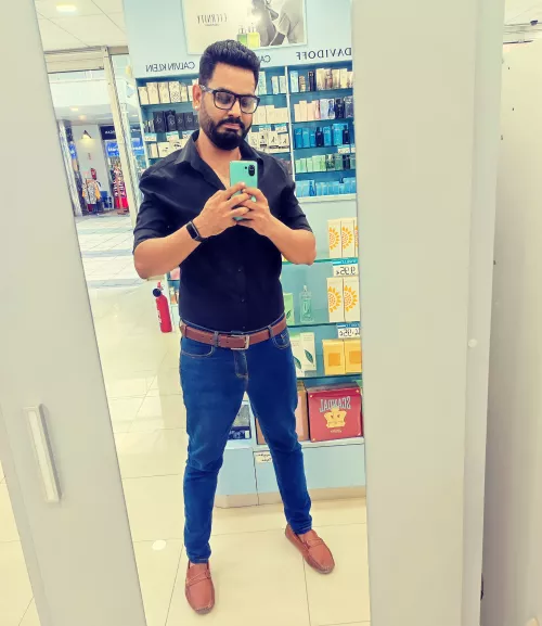 the very first pic for reddit. show some love and make me famous.