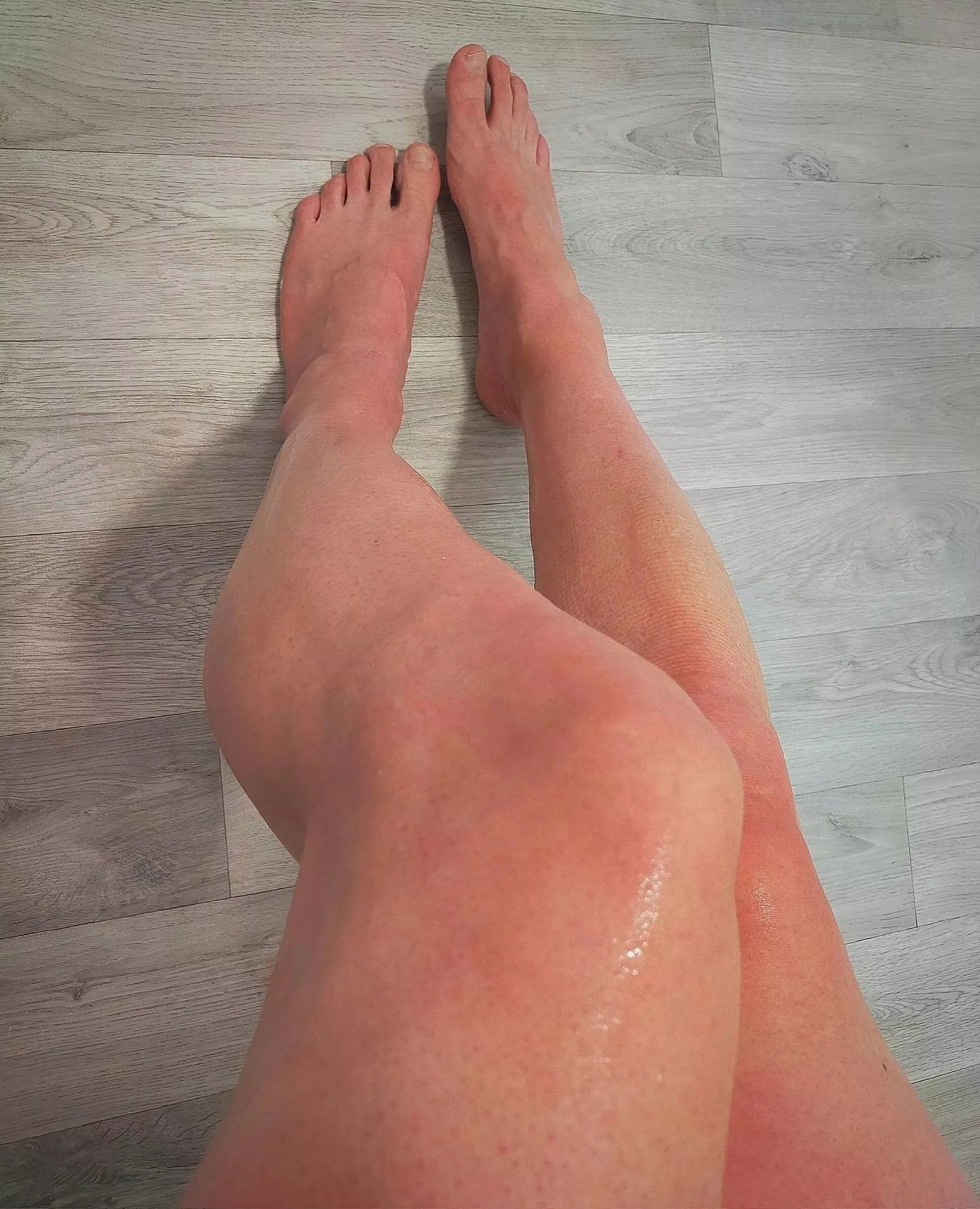 there's no better feeling than freshly smooth legs🥰 I love it so much! ❤️