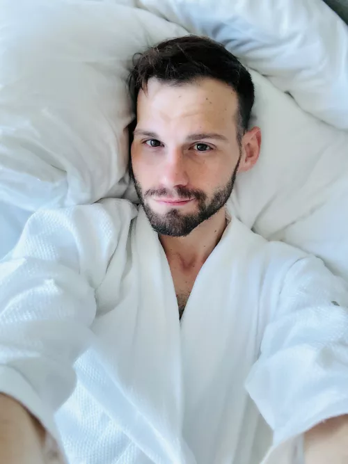 This beard is growing on me 😝