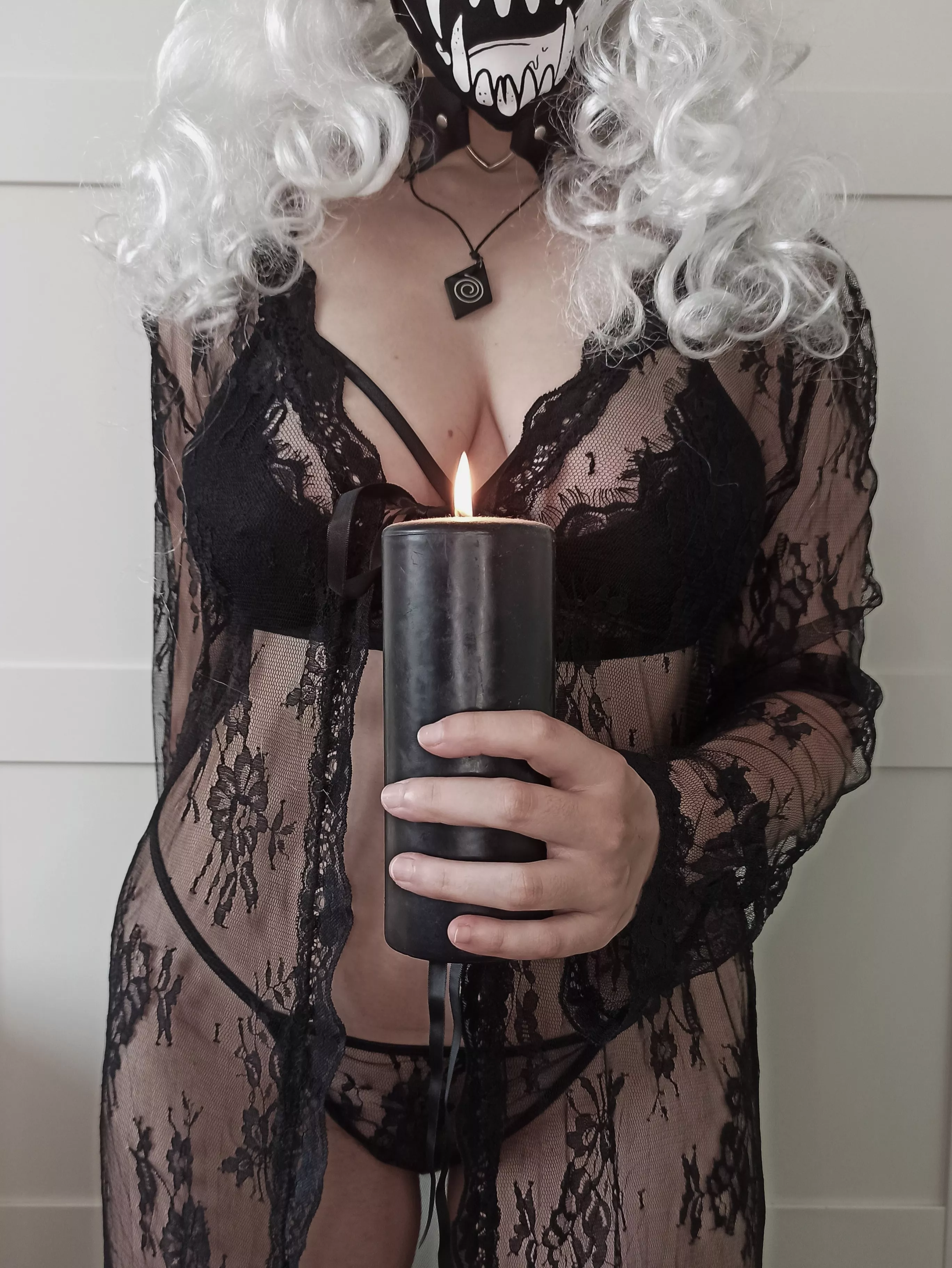Trying to make Halloween last longer with this spooky outfit