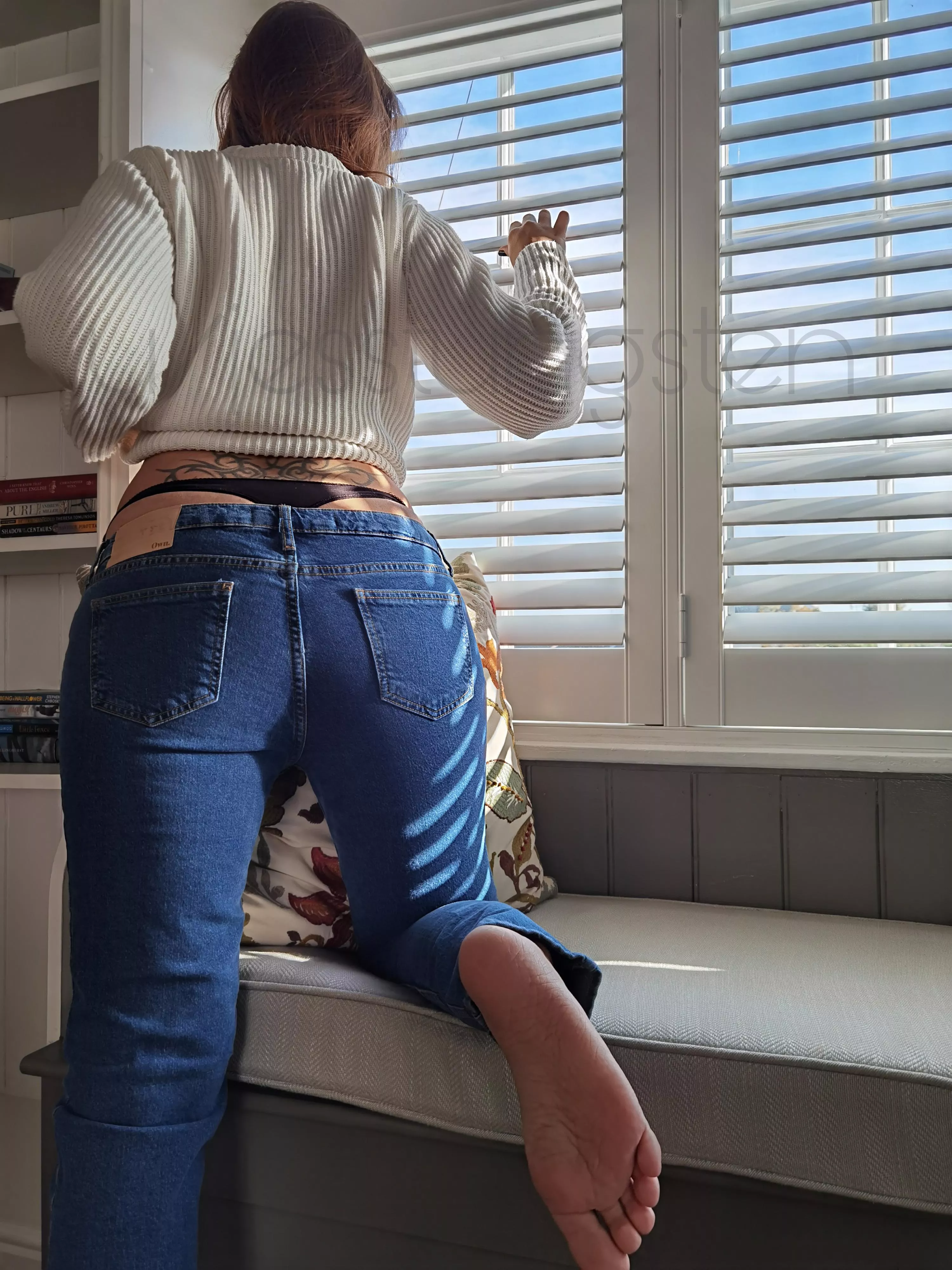 What do you think of my new jeans? Shall I keep them? x