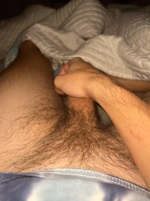 Who wants to compare? Loser sends nudes of gf