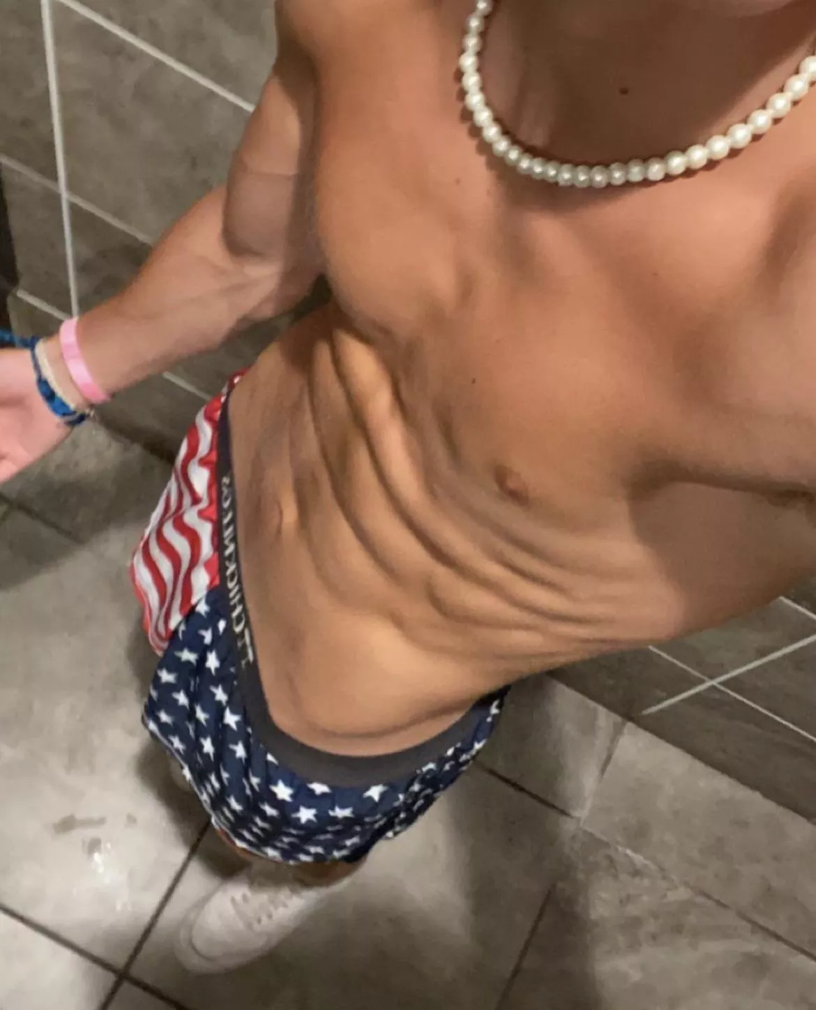 who wants to unpack me :))