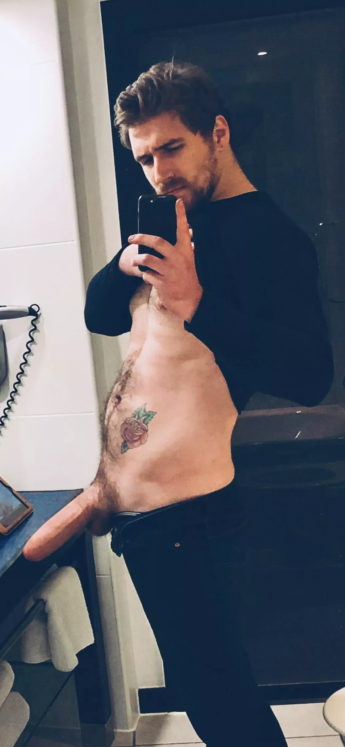 With bonus angry mirror face!