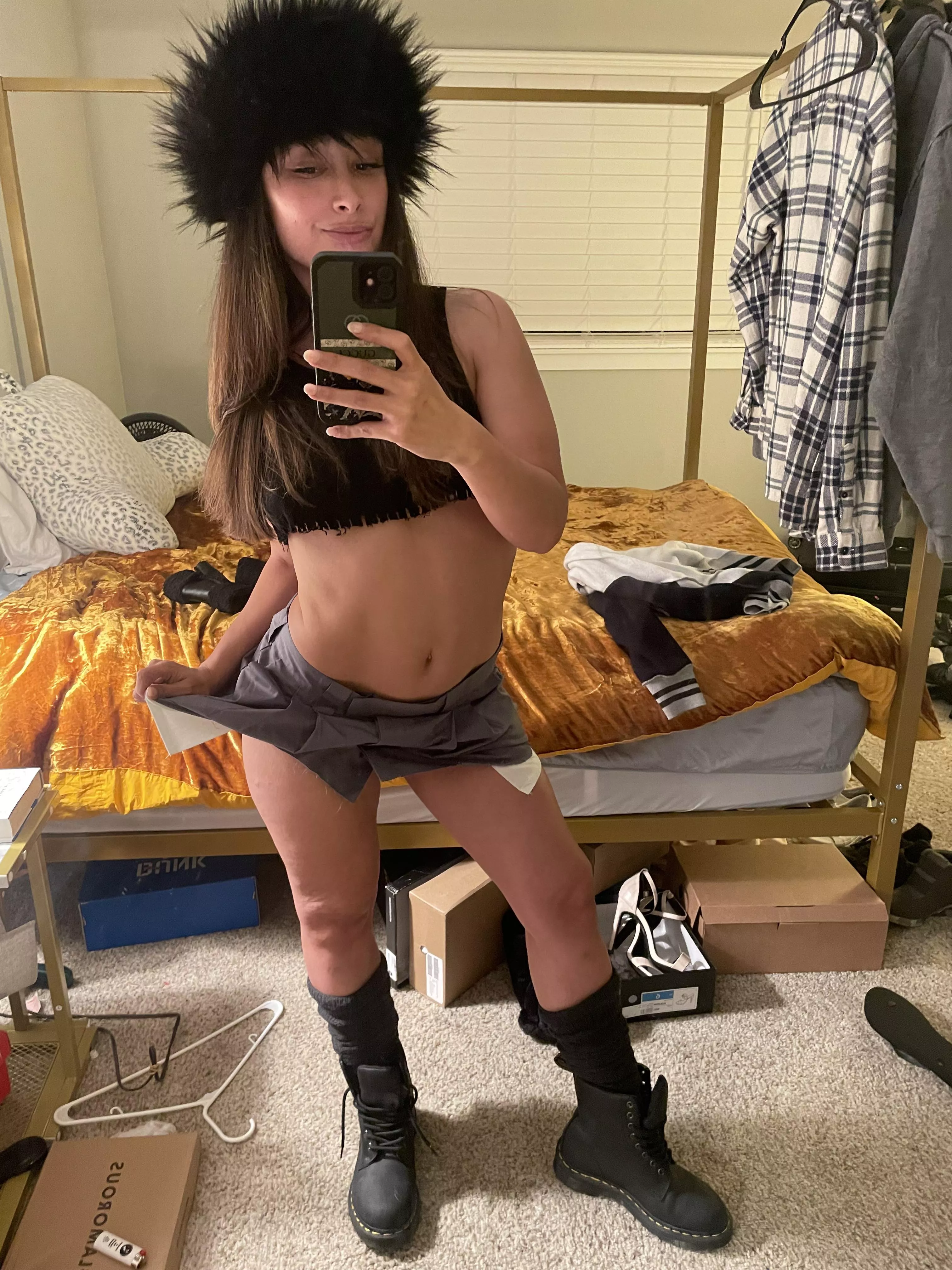 Your boner wants underneath my skirt 🥵