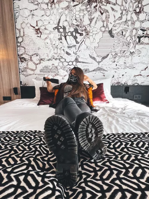 You’re meant to serve. That’s all. You answer with „Yes Mistress“.