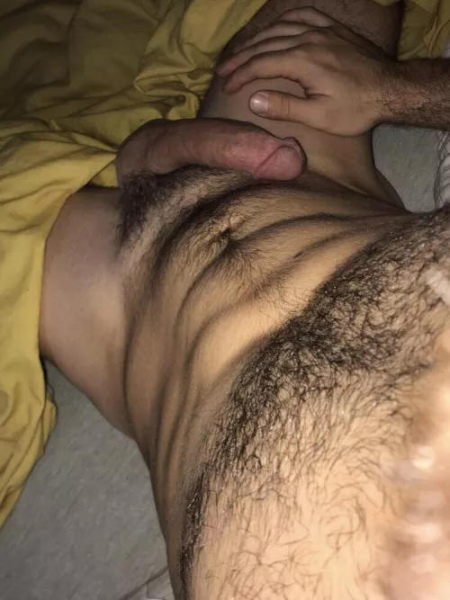 24 cut, fit, hairy and curious. I’ve been pretty horny the last few days……