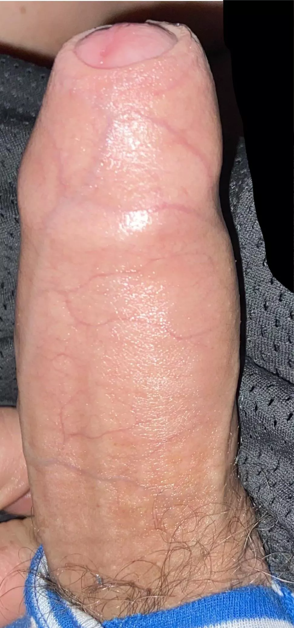 25 suck my uncut cock and stick your tongue under my foreskin… if you suck it you have to keep sucking while I’m cumming balls deep.. deal?