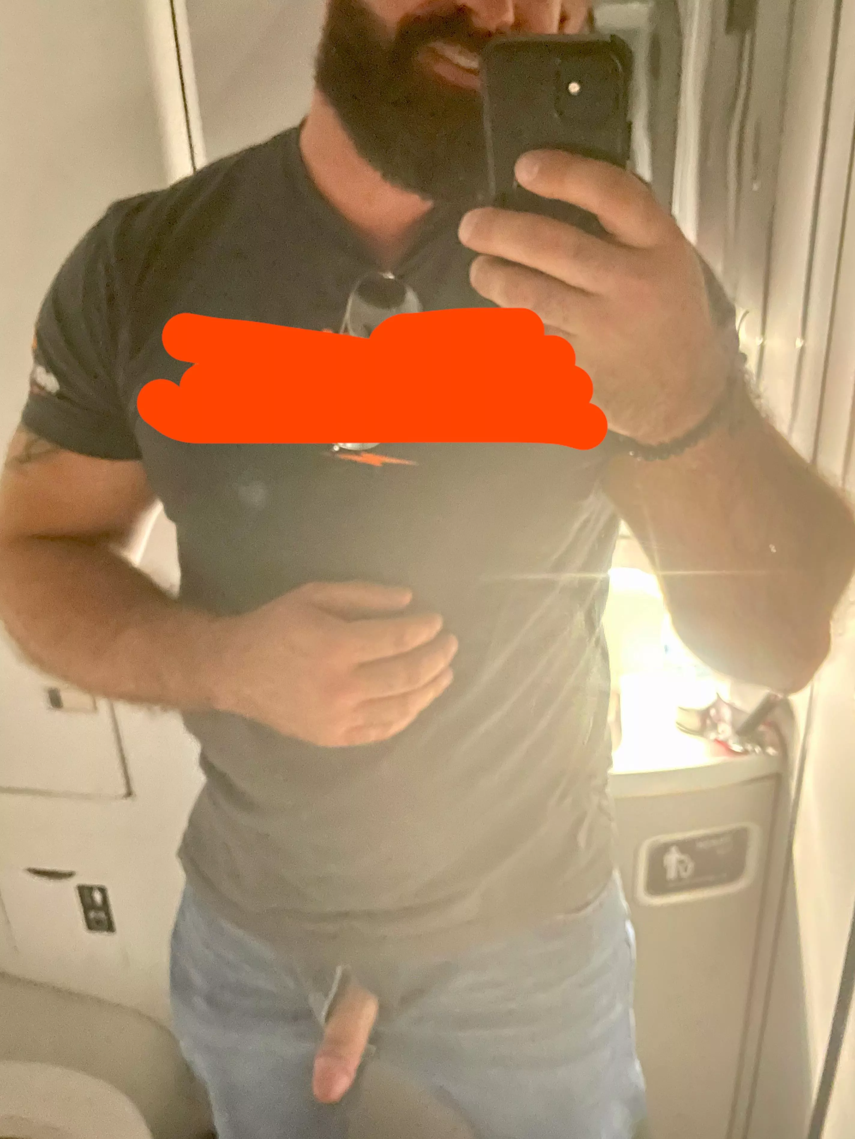 Airplane bathroom selfie