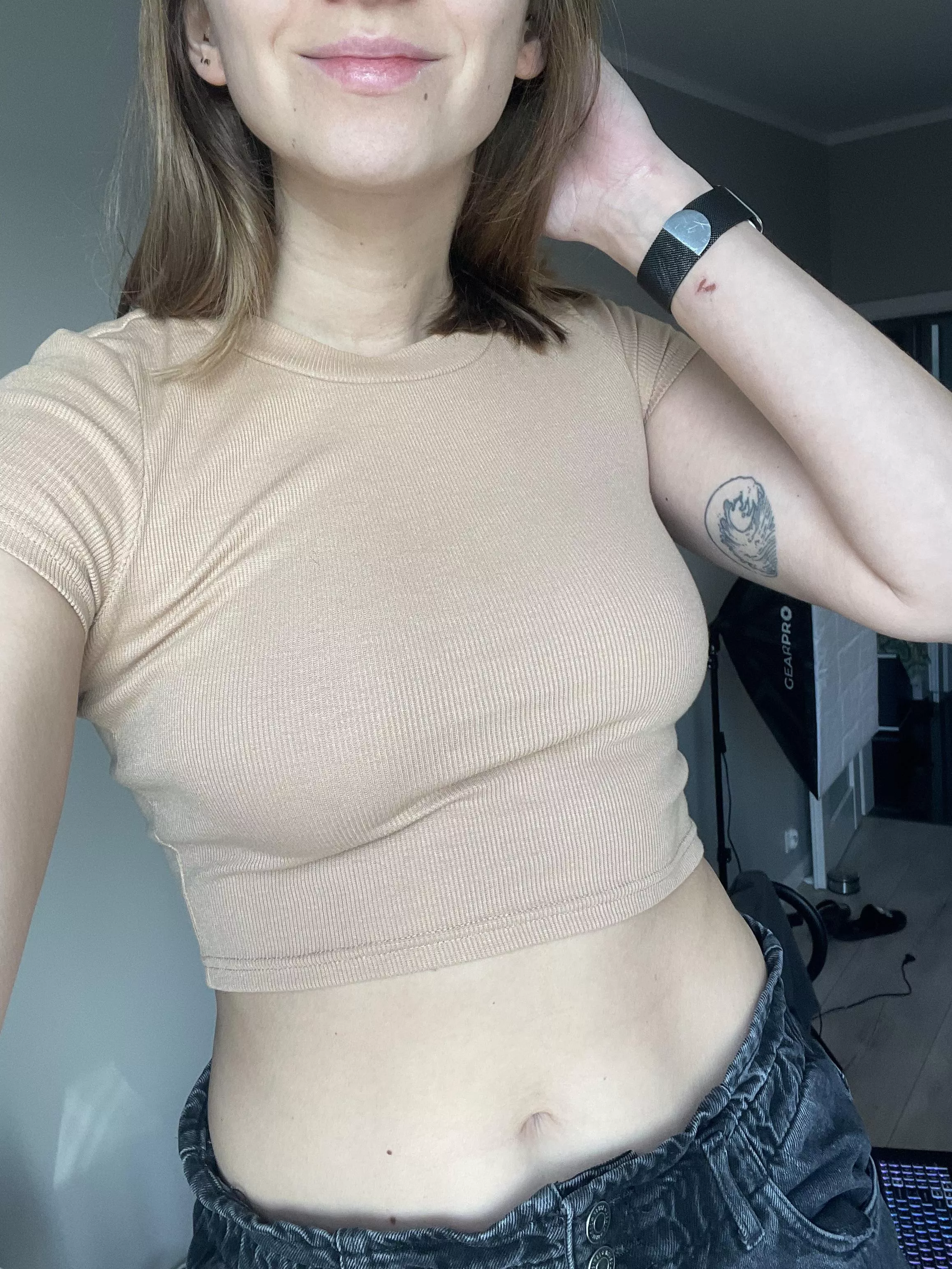 Already missing crop top season [f]