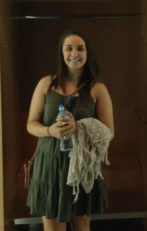 Anyone near Baltimore up early? Telegram: MDJG93 chat and trade no photo dumps.