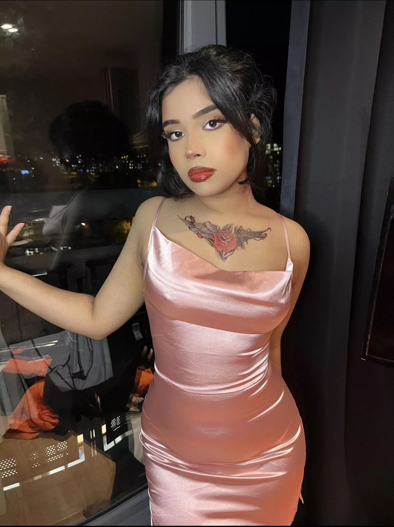 Be my dinner date ? x