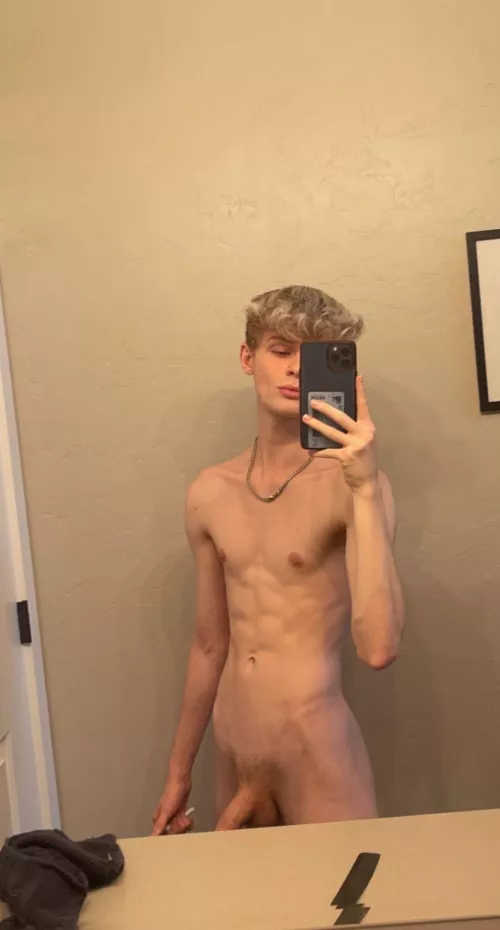 Can I be your twink? 😉