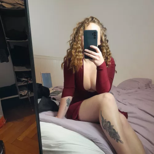 Come and join me on the bed