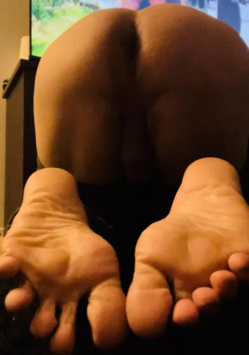 Cum on my soles
