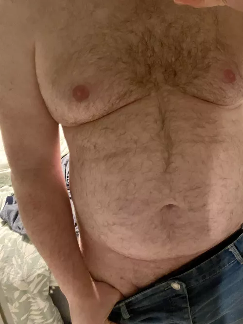 Dadbod and jeans 😅