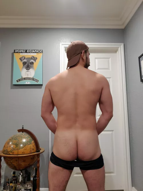 felt a bit cheeky after squat day. 🍑