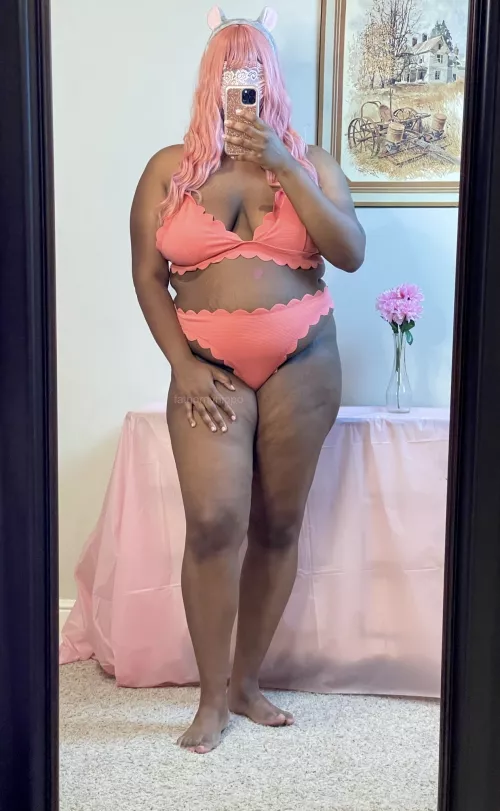 Felt cute in this coral outfit!