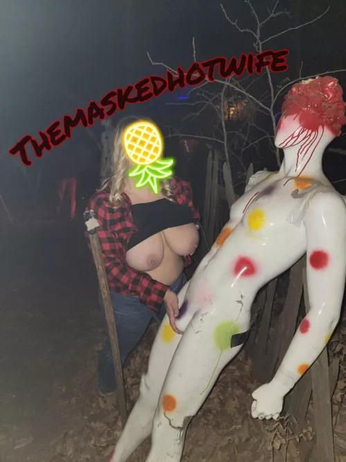 Fun at some haunted houses 👻