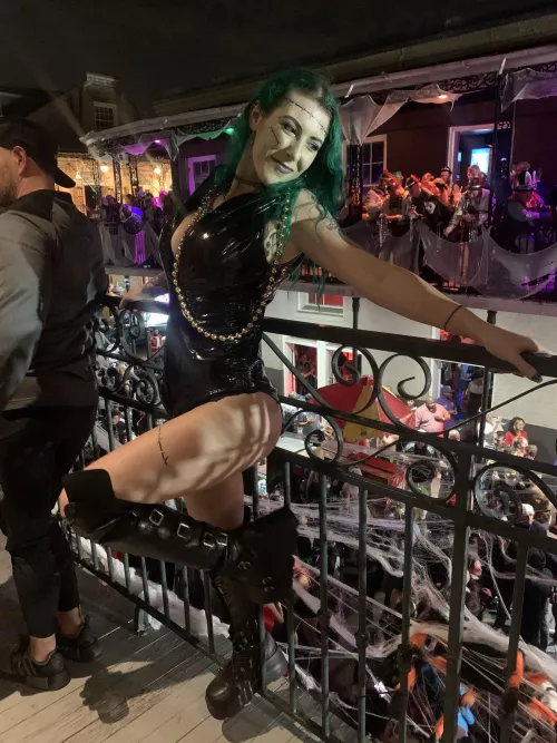 Funsized and pantsless