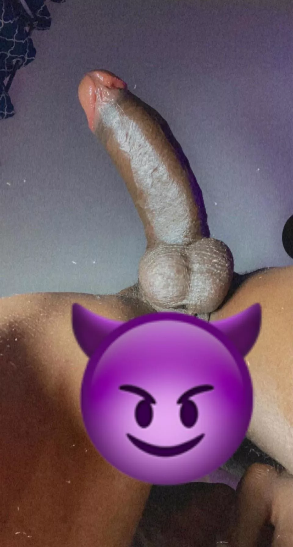 Get on ya knees and worship daddy 😈