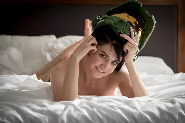 Halo with April Pantz