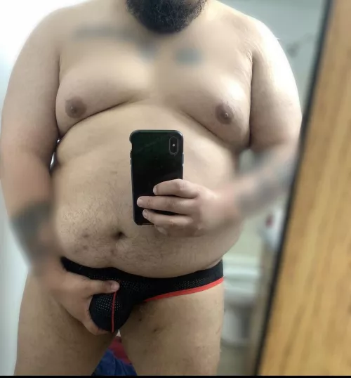 Hi everyone 😇 I hope you’re all having a wonderful time. I wish I had some company.