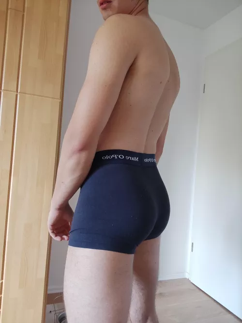 How does my ass look?