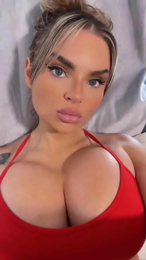 How you like my pillow 🫦