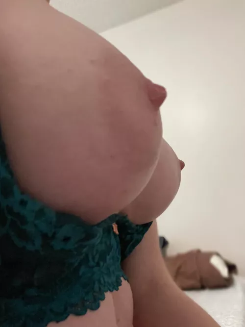 I love my hard nips!