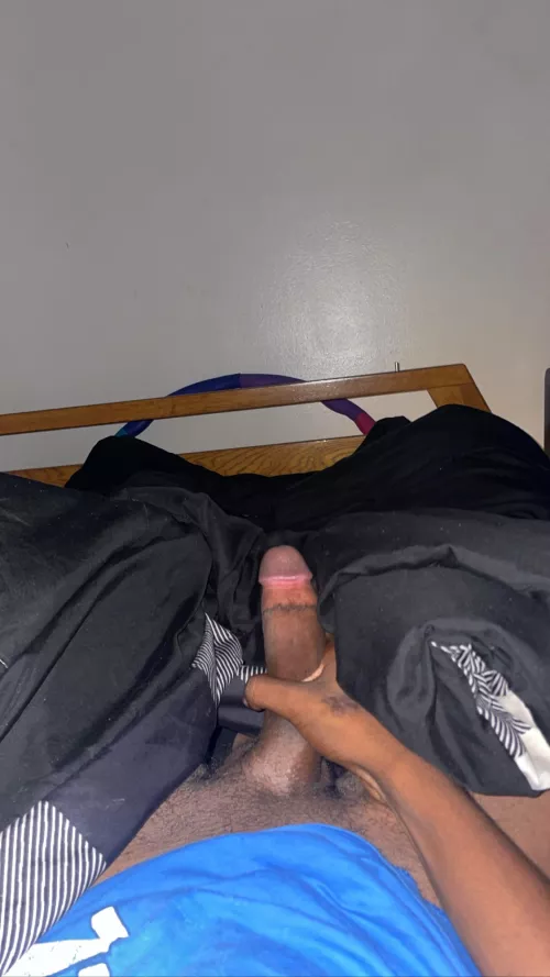 I need ass pics for morning wood hmu