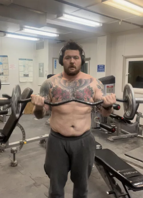 I work out but also like food lol.