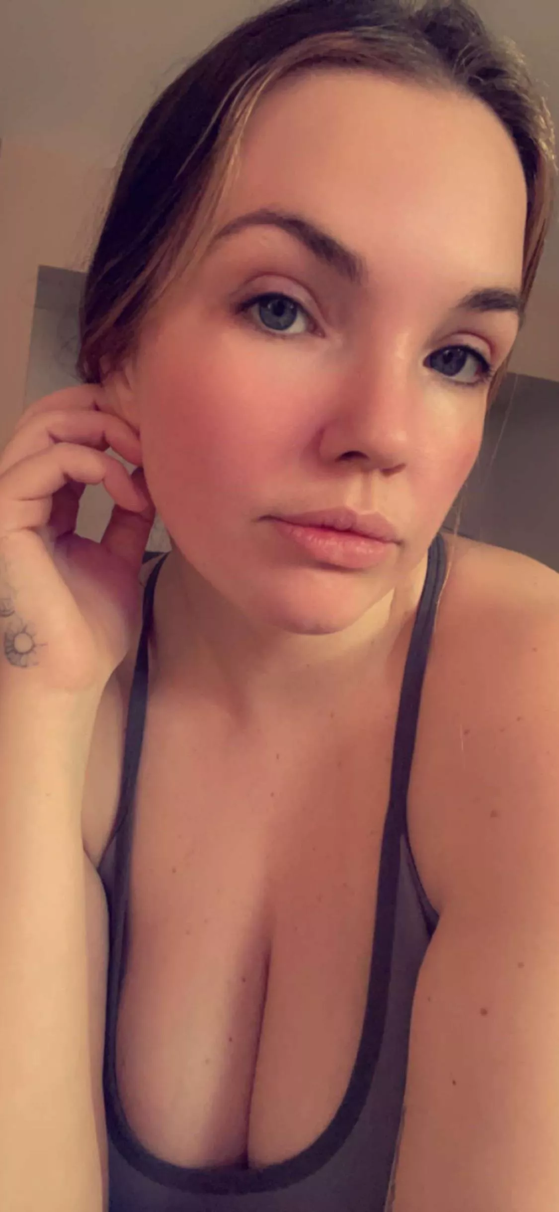 I’m baaaaack 👀#Showmesomelove