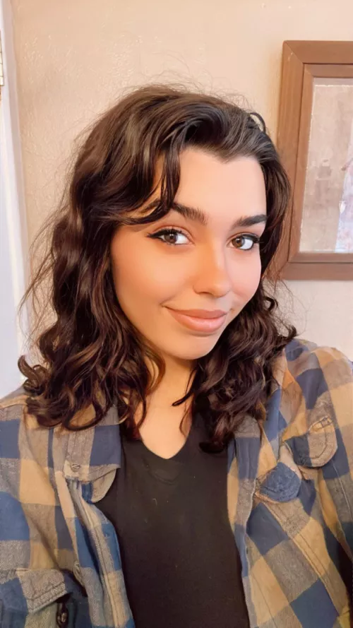 Italian Dad x Black/Hungarian mom 💕 Remember to drink some water and take care of yourself (f20)