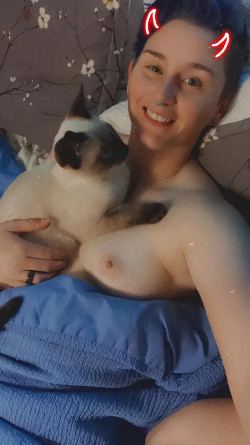 Just a kitty paired with some titties