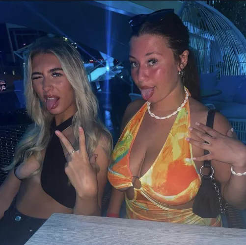 Left or right look at the milkers though on right