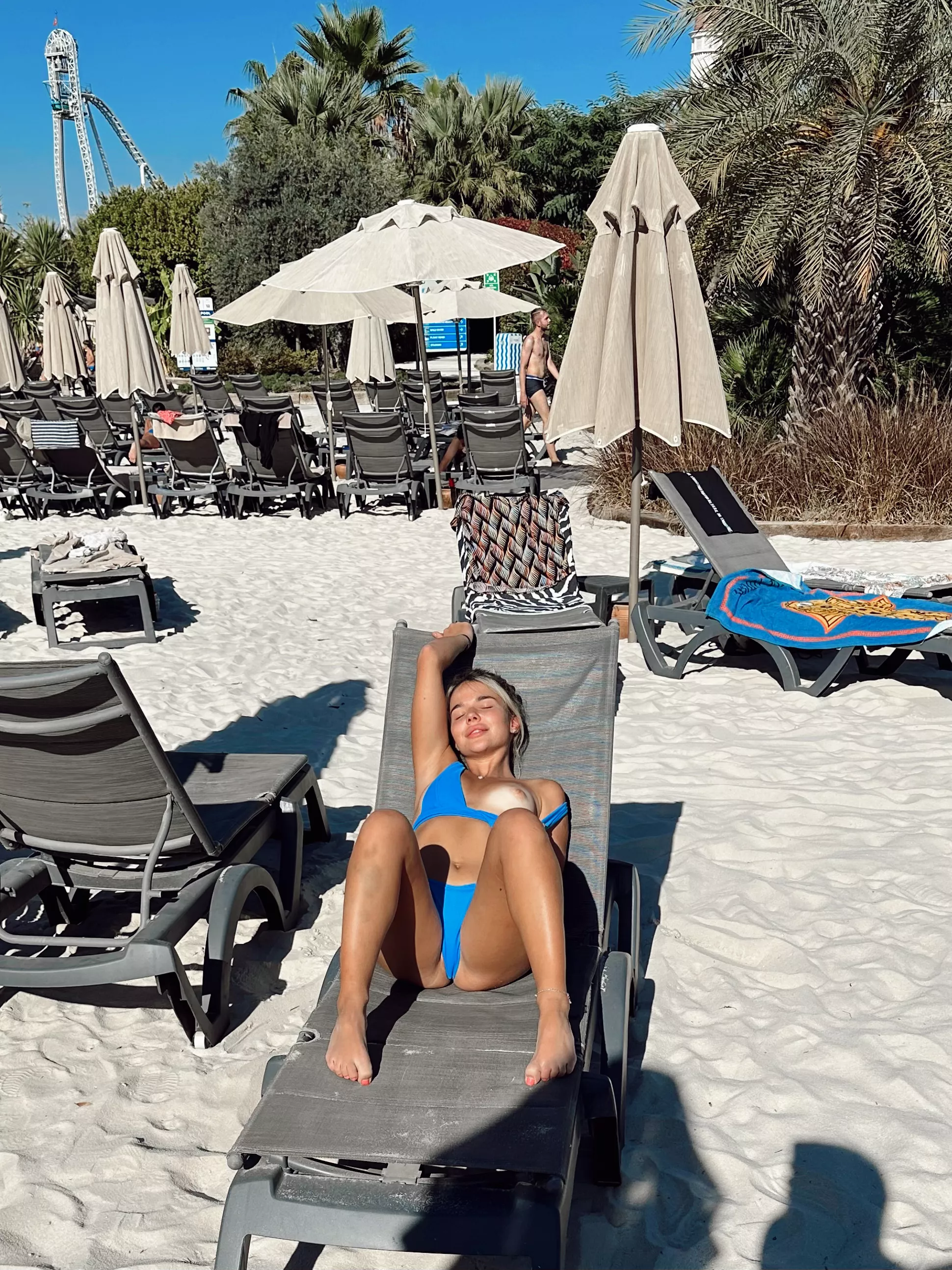 Let's sunbathe together naked [F]