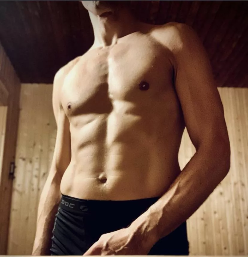 Let's take a sauna (M)