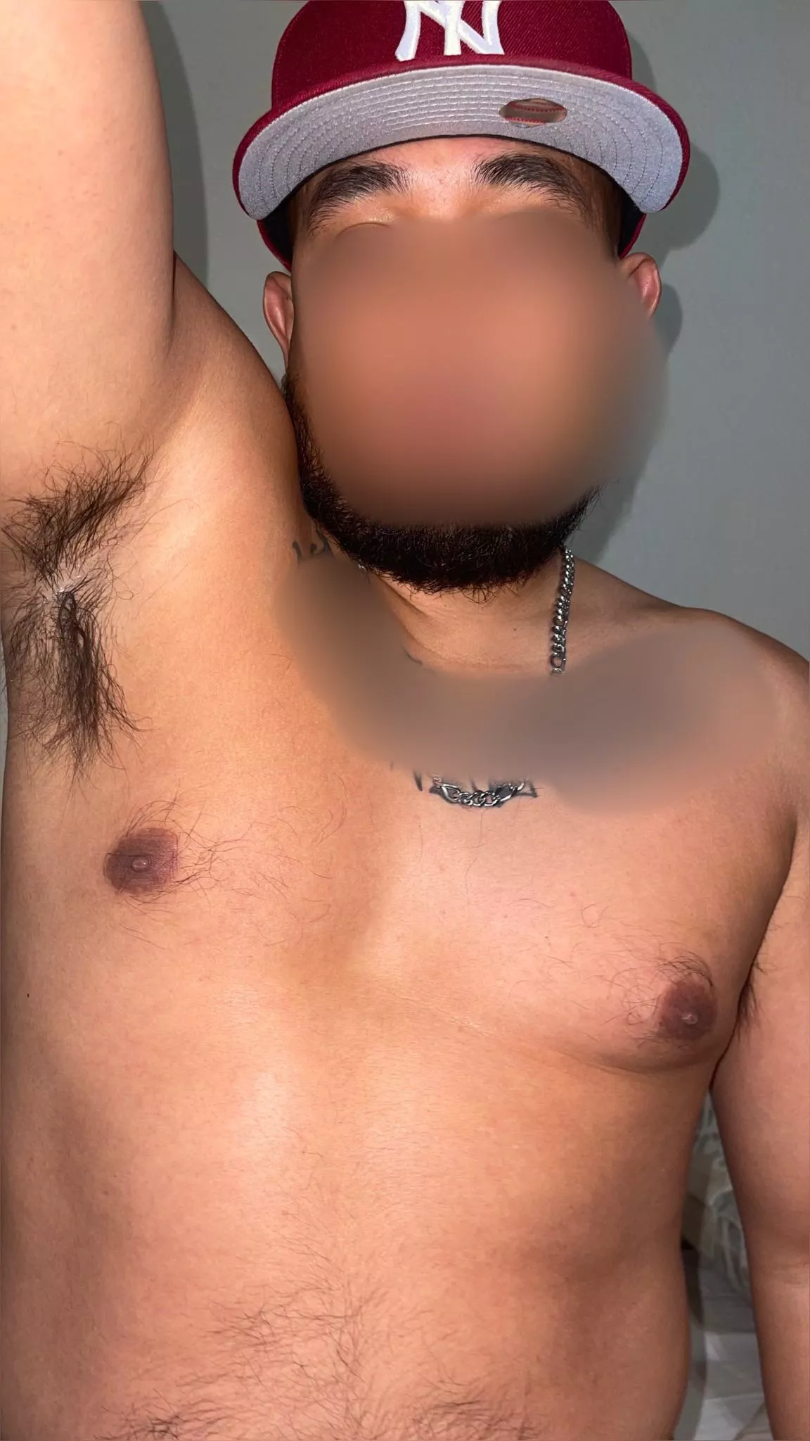 Little Sluts, line up