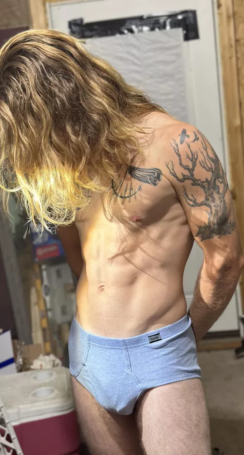 Locks of gold drink the ☀️