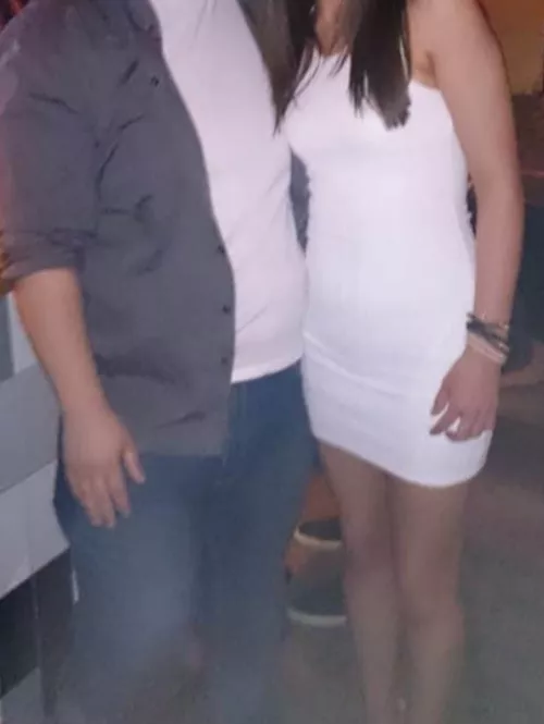 M34, half of couple but working away at the moment. Based in NZ, originally from UK.Any couples or ladies fancy chatting, Kick and Tele is Mickster1987, or DM here. Have a few pics to swap but maybe more for the exhibitionists out there, or guys who enjo