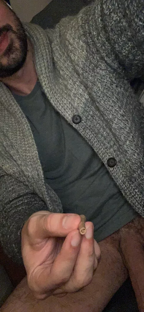 [m]idnight smoke sesh. Want a hit?