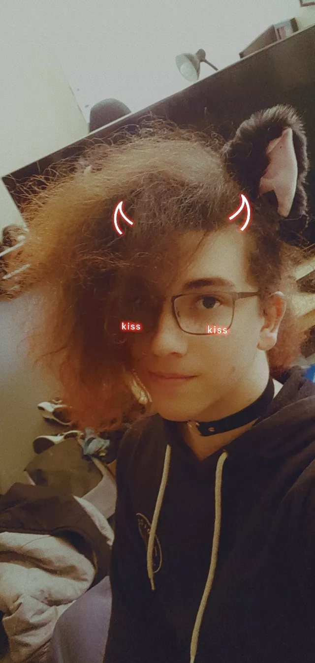 movies & cuddles anyone?